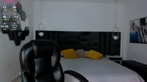 Snapshot of mialaurence_ chatting on 06.23.26 Call me Mia online show from 06.23.26