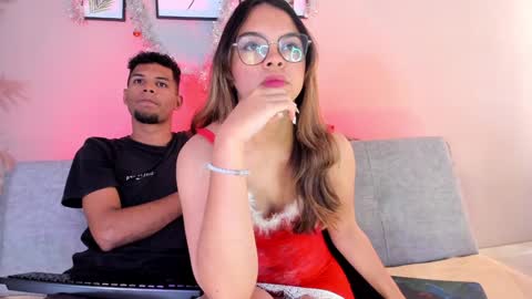 Snapshot of mialuxx chatting on 12.31.24 Mia online show from 12.31.24