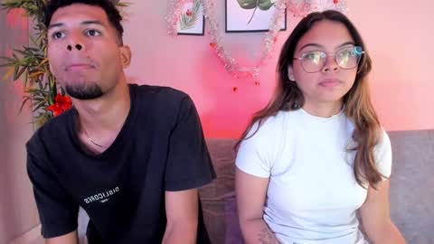 Snapshot of mialuxx chatting on 12.31.24 Mia online show from 12.31.24