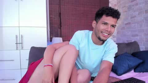 Snapshot of mialuxx chatting on 01.16.25 Mia online show from 01.16.25