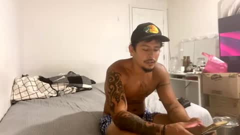 miamiclos1 online show from 10.25.25