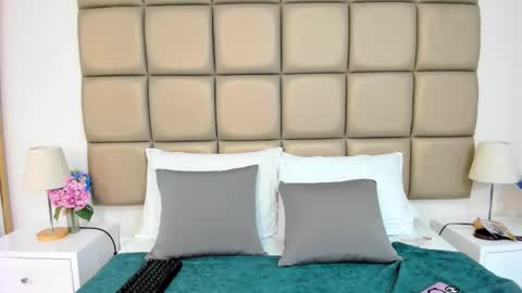 miamillers1 online show from 11.24.25