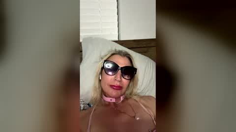 miamitransgirl305 online show from 02.16.26