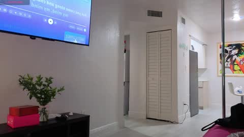 MiamiWorld online show from 05.24.26
