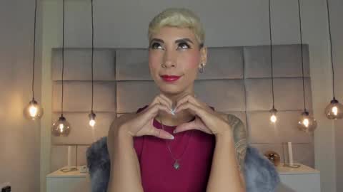 Snapshot of miamorgann chatting on 12.27.24 Mia Morgann online show from 12.27.24