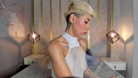 Snapshot of miamorgann chatting on 12.30.24 Mia Morgann online show from 12.30.24