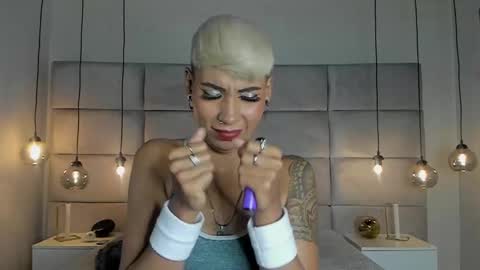 Snapshot of miamorgann chatting on 02.08.25 Mia Morgann online show from 02.08.25