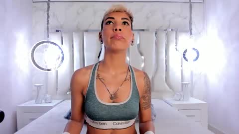 Snapshot of miamorgann chatting on 02.26.25 Mia Morgann online show from 02.26.25