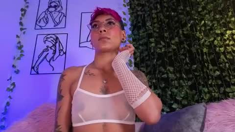 Snapshot of miamorgann chatting on 10.18.25 Mia Morgann online show from 10.18.25