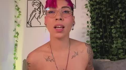 Mia Morgann online show from 12.18.25