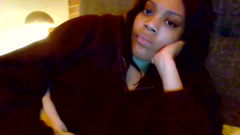 MiaMuffn online show from 10.10.25