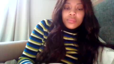 MiaMuffn online show from 02.18.26