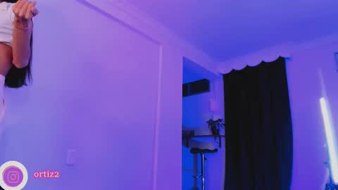 Snapshot of miapink_ofi_ chatting on 10.08.25 miapink_ofi_ online show from 10.08.25