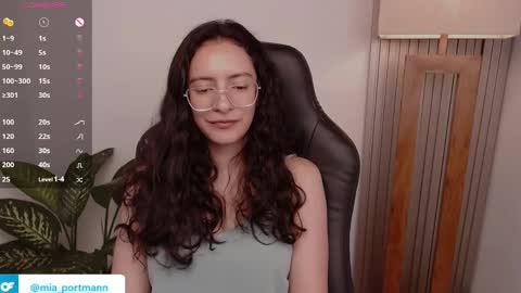 MIAPORTMANN online show from 03.02.26