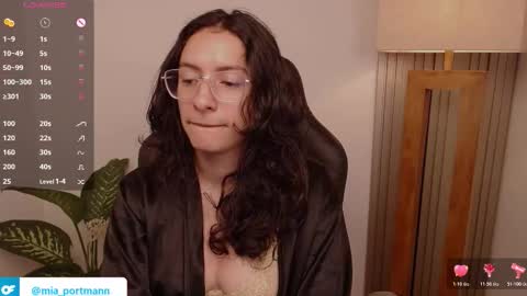 MIAPORTMANN online show from 03.11.26