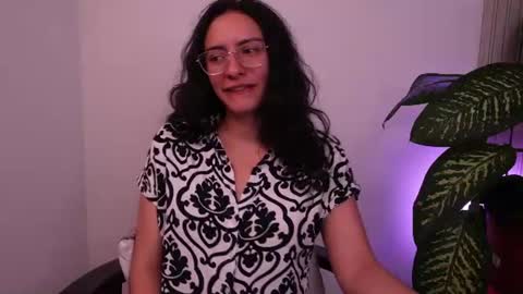 Snapshot of miaportman chatting on 06.22.26 MIAPORTMANN online show from 06.22.26