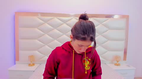 Sweetie Mia online show from 01.25.25