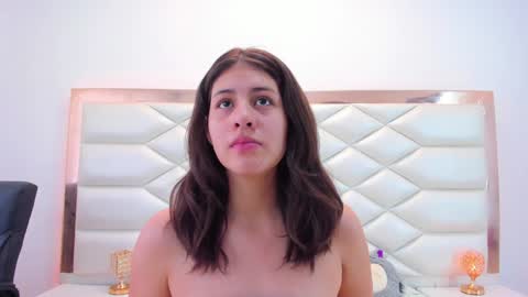 Sweetie Mia online show from 01.28.25