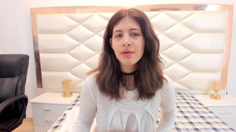 Sweetie Mia online show from 02.06.25