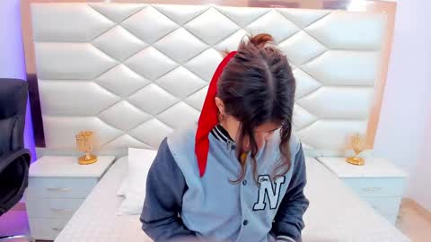 Sweetie Mia online show from 02.10.25