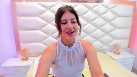 Sweetie Mia online show from 02.22.25