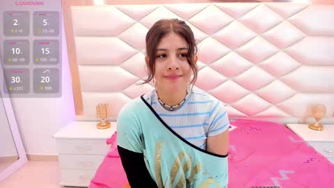 Sweetie Mia online show from 02.26.25