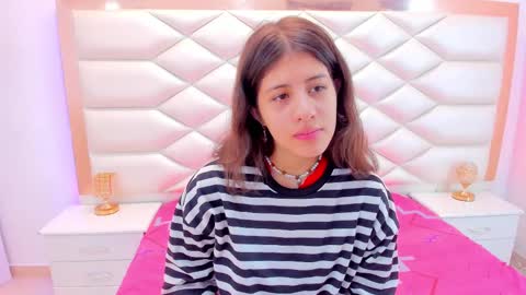 Sweetie Mia online show from 03.04.25