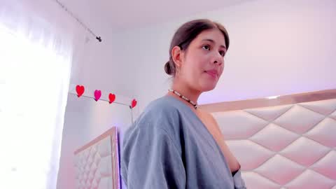Sweetie Mia online show from 03.04.25