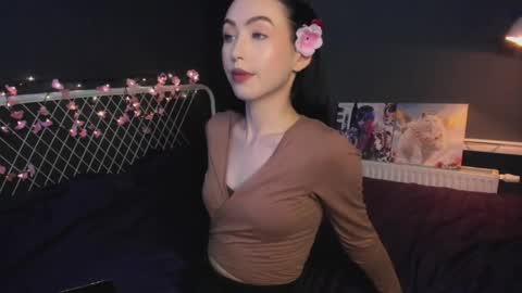 Snapshot of miarielle chatting on 04.03.26 Liz online show from 04.03.26