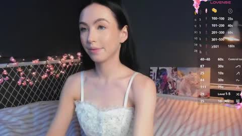 Snapshot of miarielle chatting on 04.05.26 Liz online show from 04.05.26