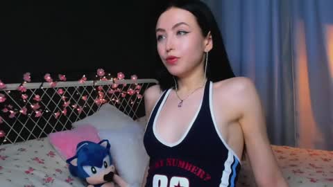 Snapshot of miarielle chatting on 05.21.26 Liz online show from 05.21.26