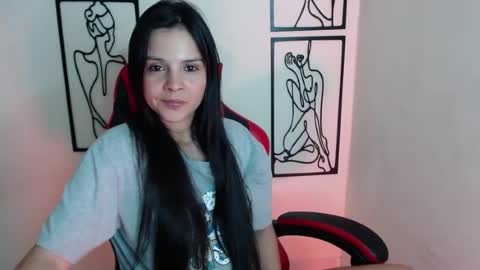 Snapshot of miarobinn_ chatting on 07.26.26 miarobinn_ online show from 07.26.26