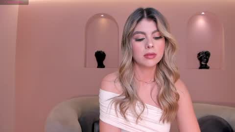 Mia Silva online show from 05.27.26