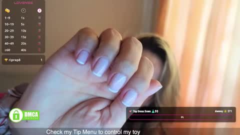 Snapshot of miasiren chatting on 09.16.25 miasiren online show from 09.16.25