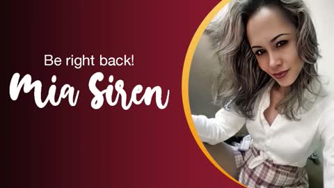 Snapshot of miasiren chatting on 10.20.25 miasiren online show from 10.20.25