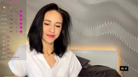 Mia online show from 02.23.26