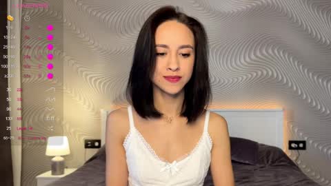 Mia online show from 02.24.26