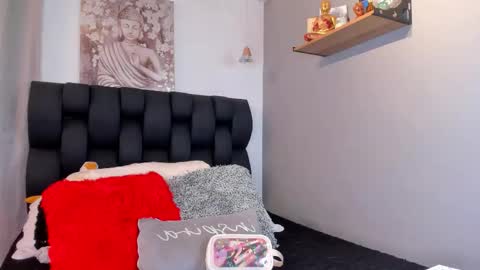 miavelvet1 online show from 10.01.25