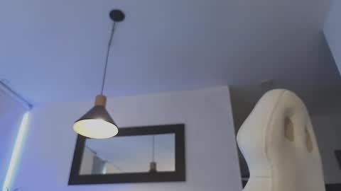 Mia online show from 01.18.25