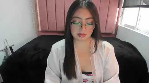 M I A W I L S online show from 07.09.26
