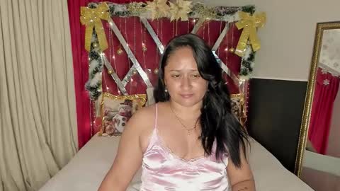 micaelahott_ online show from 12.05.25