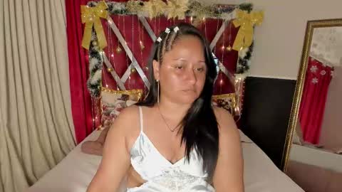 micaelahott_ online show from 12.14.25