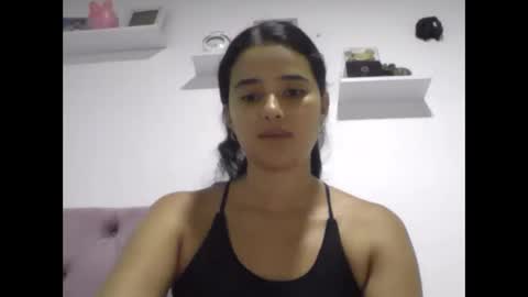 micaelamoreno18 online show from 05.28.26