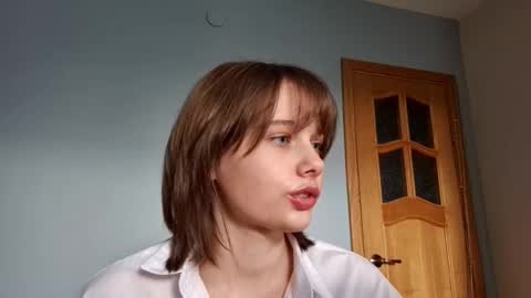 Snapshot of micasulejmanovski chatting on 10.07.25 Luna online show from 10.07.25