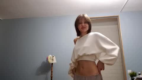 Snapshot of micasulejmanovski chatting on 10.08.25 Luna online show from 10.08.25