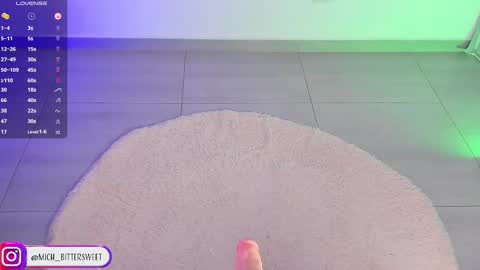         online show from 02.10.25