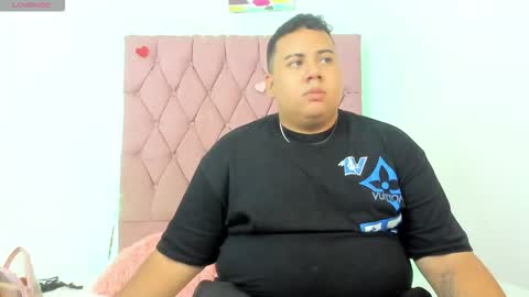 Snapshot of michael_and_sharon chatting on 10.22.25 Micky and Sharon online show from 10.22.25