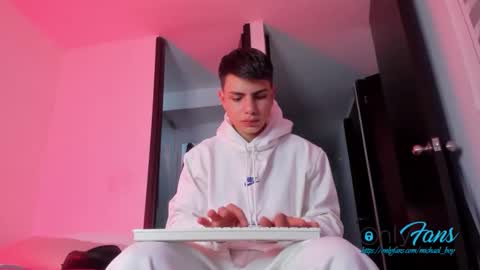 Michael Boy online show from 10.31.25