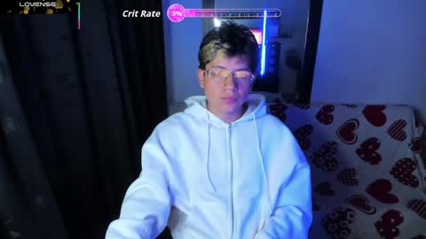 Snapshot of michael_kendall0 chatting on 04.16.26 michael independent model online show from 04.16.26
