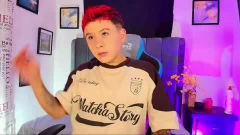 Snapshot of michael_lopez_1 chatting on 10.04.25 michael_lopez_1 online show from 10.04.25